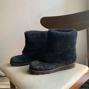 UGG MAYLIN S/N 3220 BLACK SUEDE SHEARLING WOMEN BOOTS SIZE US 8